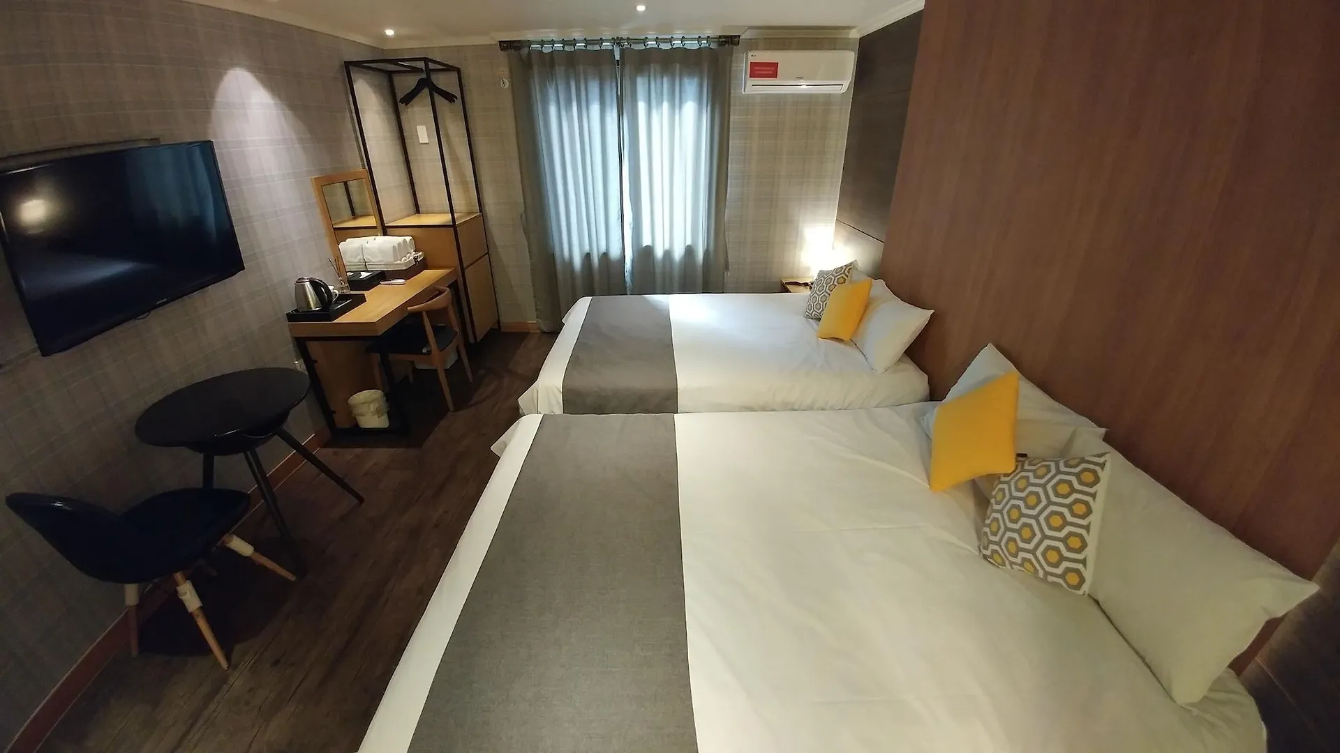 Hotel Tong Yeondong Jeju 3*,  South Korea